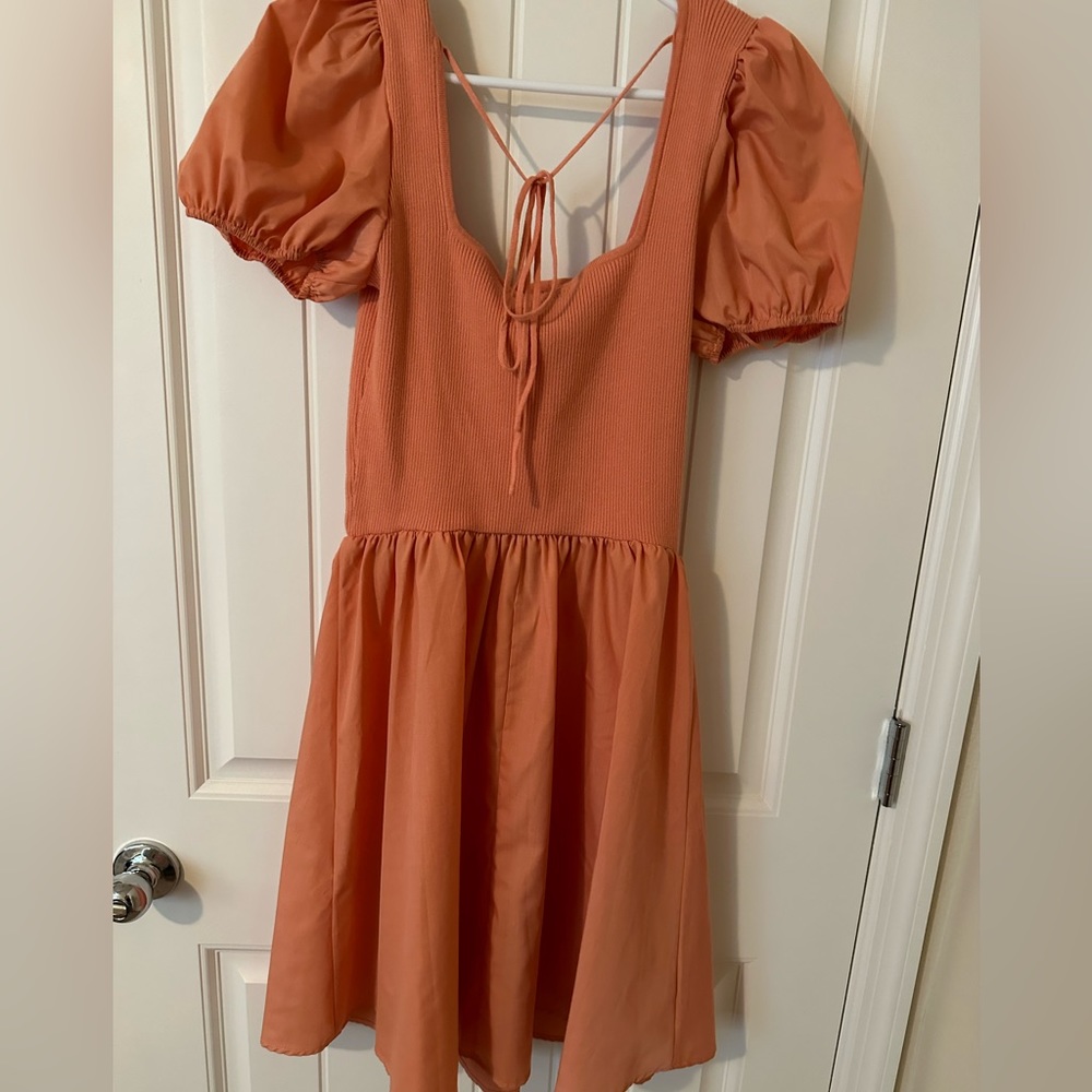 NWT- AND NOW THIS Coral Puff-sleeve dress- size Large - Picture 9 of 9